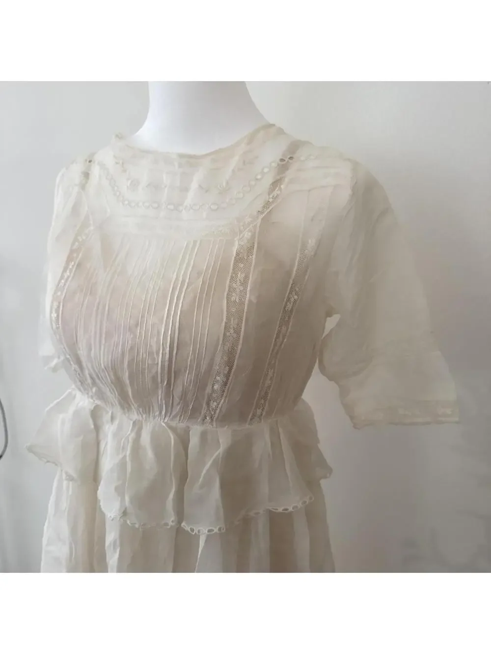 Edwardian Cotton Lawn Dress - Picture 3 of 8